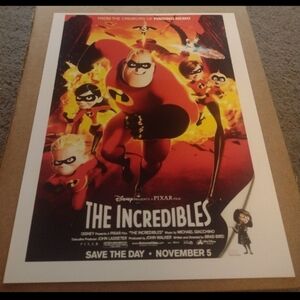 BRAND NEW THE INCREDIBLES PIXAR 8.5x11 ULTRA GLOSSY WALL/LOCKER COLOR ART POSTER